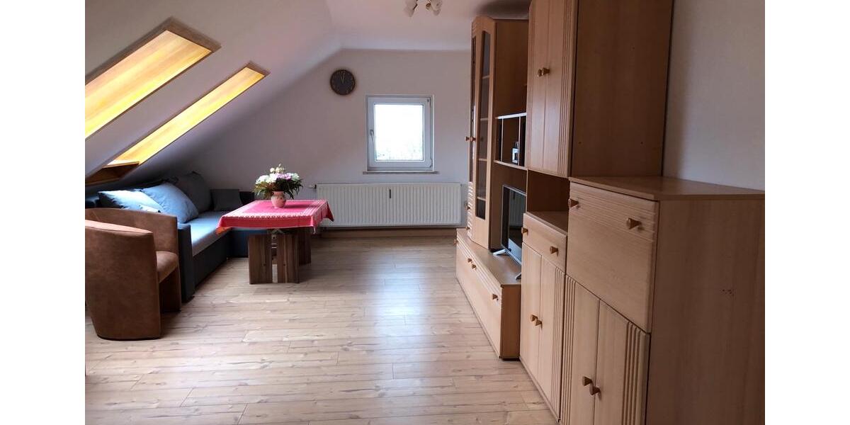 Dachgeschoßwohnung Wilsdruff - 3 Zimmer, 86 m&sup2;, 900&euro; | Angebot:25499831