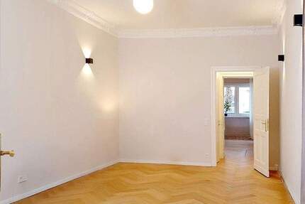 Wohnung Berlin Charlottenburg - 4 Zimmer, 102 m&sup2;, 2.860&euro; | Angebot:25261318