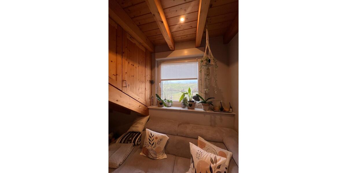 Dachgeschoßwohnung Ubstadt-Weiher Weiher - 4 Zimmer, 100 m&sup2;, 1.350&euro; | Angebot:24295262