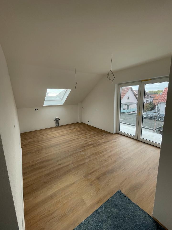 Neubau ERSTBEZUG DG WHG in Bürstadt zimmer