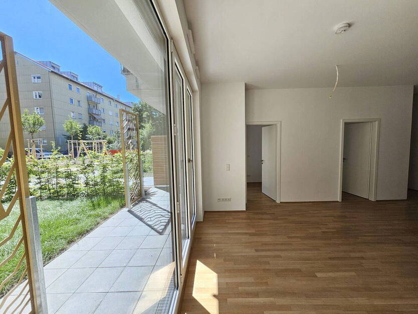Neubau in Toplage Nürnberg - Terrasse, Garten & Einbauküche