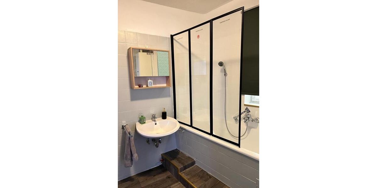 Etagenwohnung Eschwege - 2 Zimmer, 70 m&sup2;, 450&euro; | Angebot:26213103