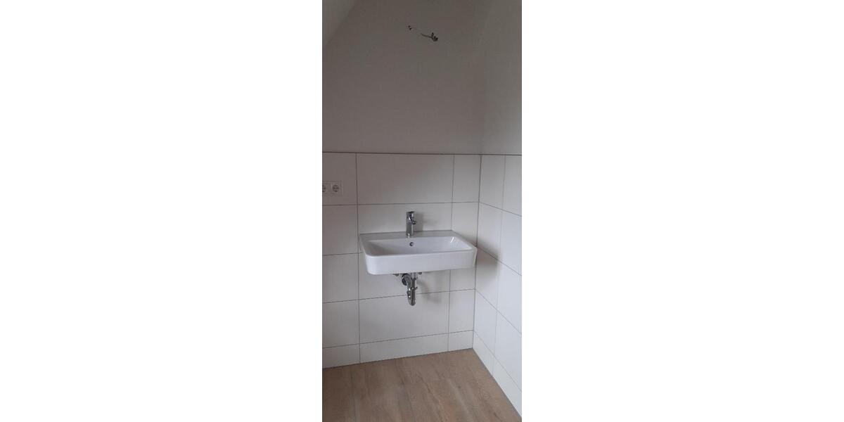 Etagenwohnung Altenburg - 4 Zimmer, 91 m&sup2;, 675&euro; | Angebot:24769379