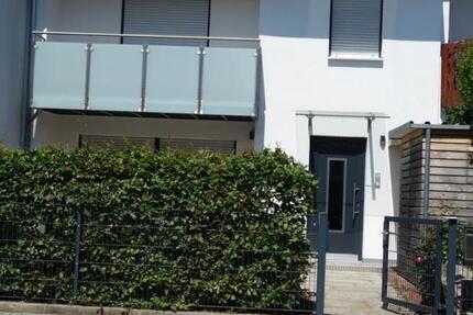 Luxuriöses Reihenhaus für Zwei 3.5 zimmer