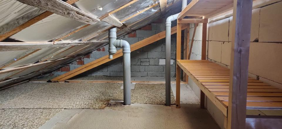 Dachgeschoßwohnung Emmerting - 3 Zimmer, 78 m&sup2;, 850&euro; | Angebot:24770146