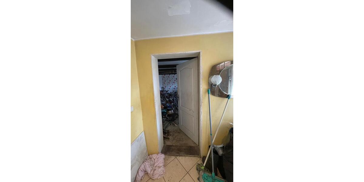 Erdgeschoßwohnung Erxleben - 4 Zimmer, 90 m&sup2;, 600&euro; | Angebot:26160773