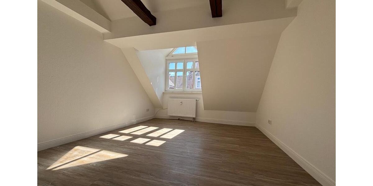 Dachgeschoßwohnung Melsungen - 2 Zimmer, 66 m&sup2;, 630&euro; | Angebot:26504243