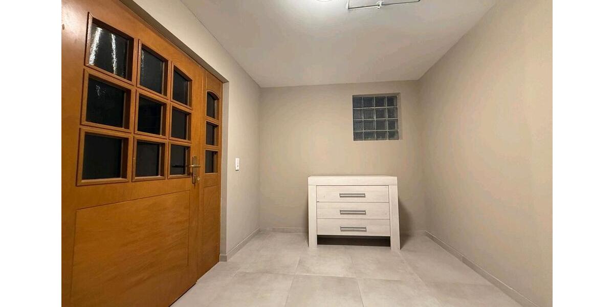 Etagenwohnung Sonnenbühl - 4 Zimmer, 100 m&sup2;, 940&euro; | Angebot:25989318