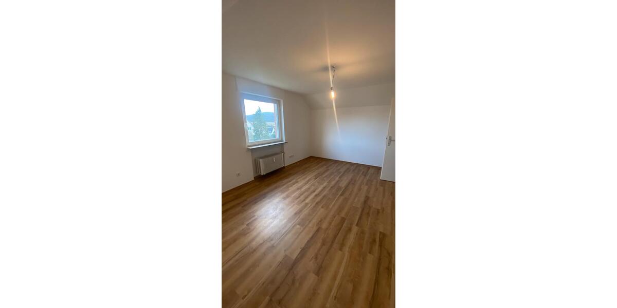 Dachgeschoßwohnung Aschaffenburg Gailbach - 2 Zimmer, 53 m&sup2;, 690&euro; | Angebot:24551274