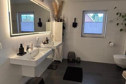 Wohnung Uelsen - 5 Zimmer, 145 m&sup2;, 1.550&euro; | Angebot:26182591