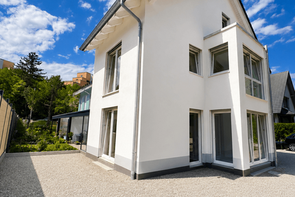 Haus Oberschleißheim - 4 Zimmer, 126 m&sup2;, 2.990&euro; | Angebot:27094271