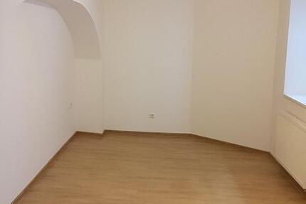 Charmante 2-Zimmer-Altbauwohnung in Stadtamhof 2 zimmer