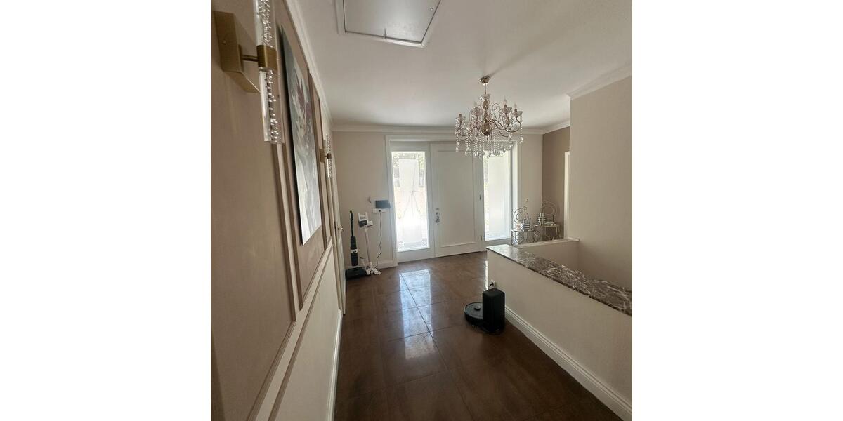 Einfamilienhaus Seevetal - 8 Zimmer, 270 m&sup2;, 2.900&euro; | Angebot:26641333