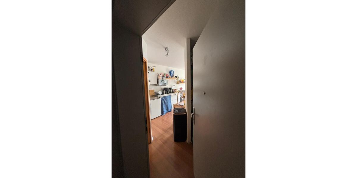 Etagenwohnung Kassel - 1 Zimmer, 27 m&sup2;, 335&euro; | Angebot:26260762