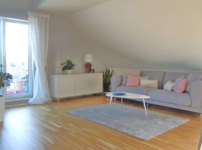 Etagenwohnung Ingolstadt Augustinviertel - 2 Zimmer, 91 m&sup2;, 1.125&euro; | Angebot:26176044