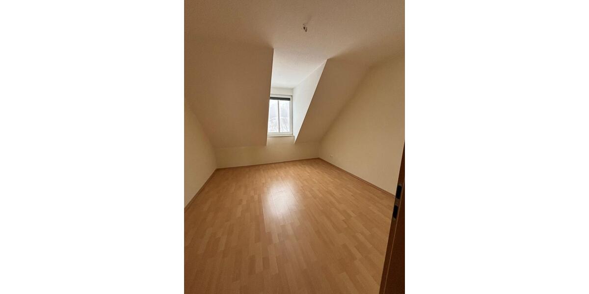 Dachgeschoßwohnung Bernburg (Saale) - 2 Zimmer, 49 m&sup2;, 575&euro; | Angebot:24805943