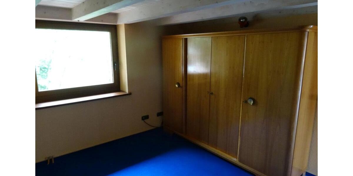 Etagenwohnung Barsinghausen - 2 Zimmer, 100 m&sup2;, 460&euro; | Angebot:25305885