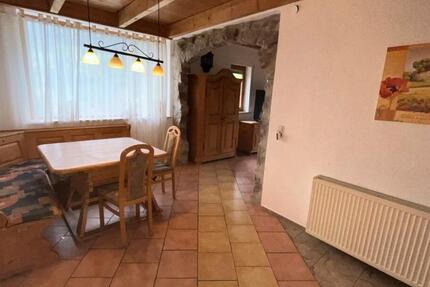 Wohnen auf Zeit Donzdorf - 3 Zimmer, 100 m&sup2;, 25&euro; | Angebot:24516572