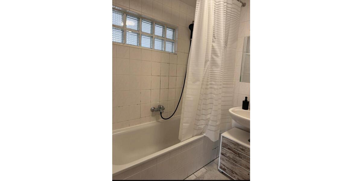 Dachgeschoßwohnung Wunstorf - 2 Zimmer, 70 m&sup2;, 750&euro; | Angebot:26549352