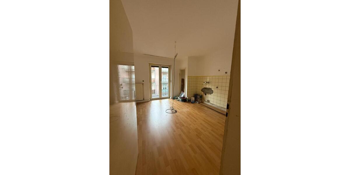 Etagenwohnung Saarbrücken West - 3 Zimmer, 54 m&sup2;, 535&euro; | Angebot:25798673