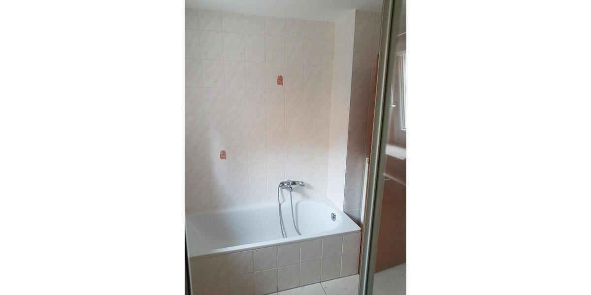 Erdgeschoßwohnung Aichach - 2 Zimmer, 79 m&sup2;, 770&euro; | Angebot:26252371