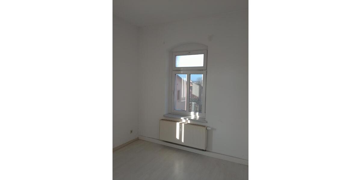 Etagenwohnung Radebeul - 4 Zimmer, 122 m&sup2;, 1.400&euro; | Angebot:25790617