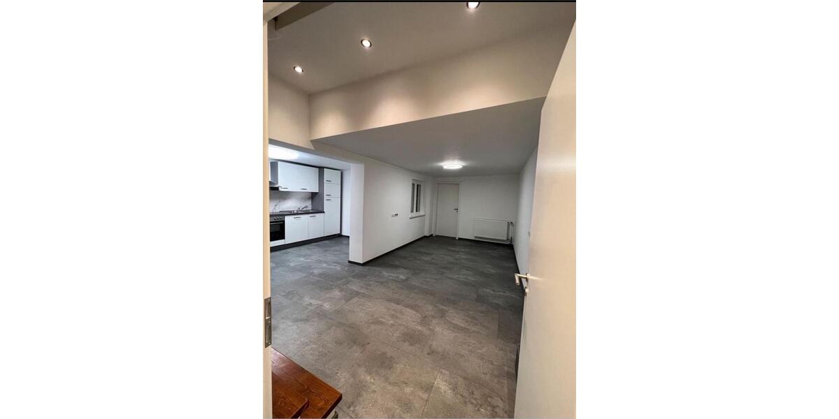 Etagenwohnung Heide - 5 Zimmer, 105 m&sup2;, 1.050&euro; | Angebot:25477192