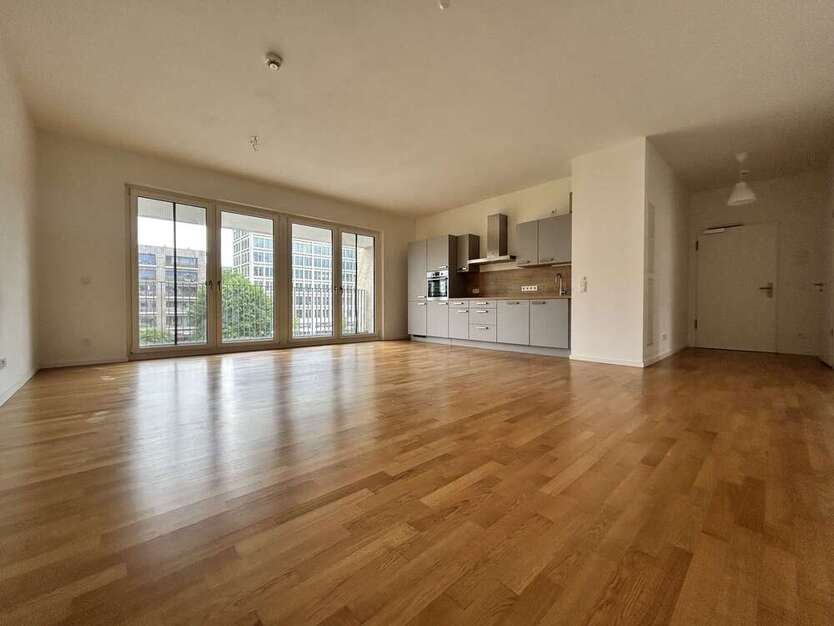 Wohnung zum Mieten in Berlin 2.184 € 94.92 m²