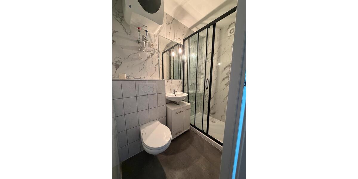 1 Raumwohnung im Erdgeschoss mit Balkon und Einbauküche 1 zimmer