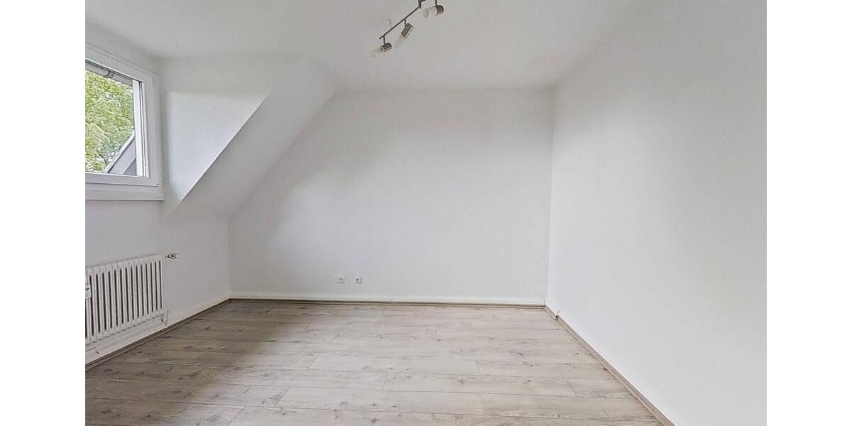 Etagenwohnung Solingen - 2 Zimmer, 60 m&sup2;, 537&euro; | Angebot:26586853