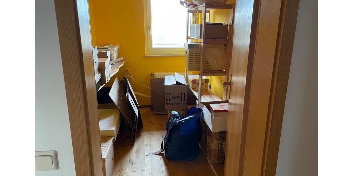 Einfamilienhaus Eitorf - 4.5 Zimmer, 121 m&sup2;, 1.300&euro; | Angebot:24899973