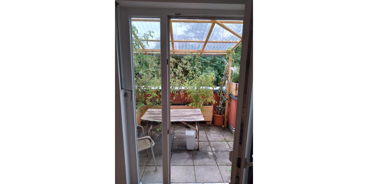 Helle und geräumige Maisonette-Wohnung !!nur!! für Pendler 1 zimmer