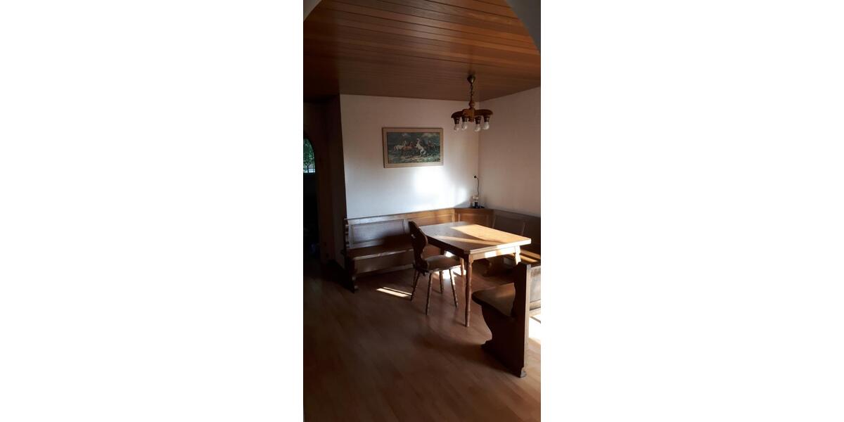 Wohnen auf Zeit Nagold - 8 Zimmer, 270 m&sup2;, 20&euro; | Angebot:24643799