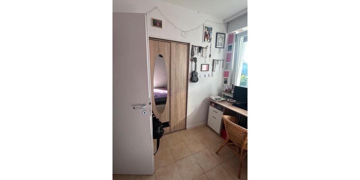 Wohnen auf Zeit Bonn Lannesdorf - 1 Zimmer, 8 m&sup2;, 290&euro; | Angebot:24815421