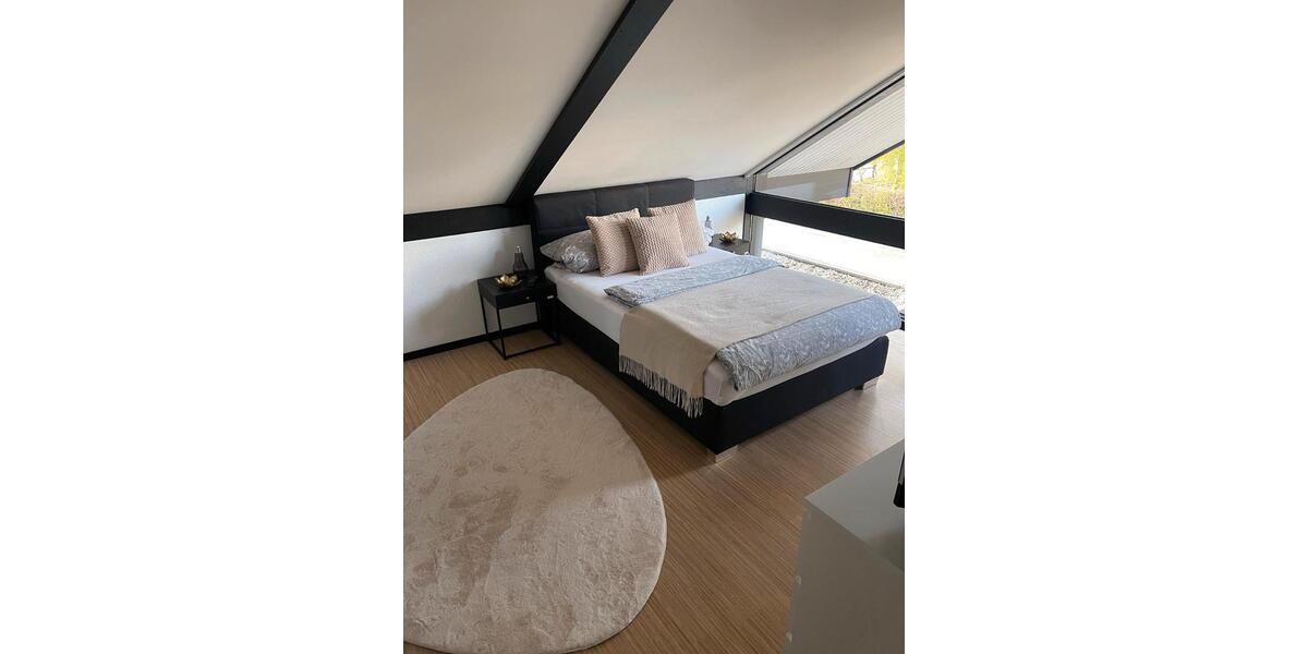 Dachgeschoßwohnung Hadamar - 3 Zimmer, 100 m&sup2;, 1.250&euro; | Angebot:26238001
