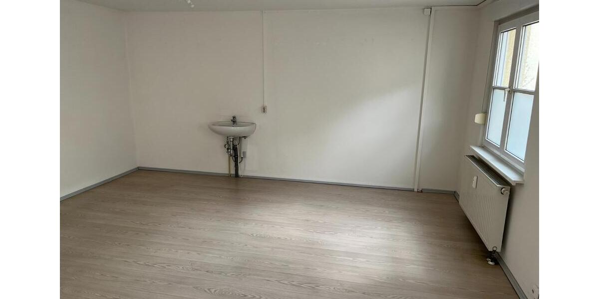 Gewerbeobjekt Radebeul - 300&euro; | Angebot:22060795