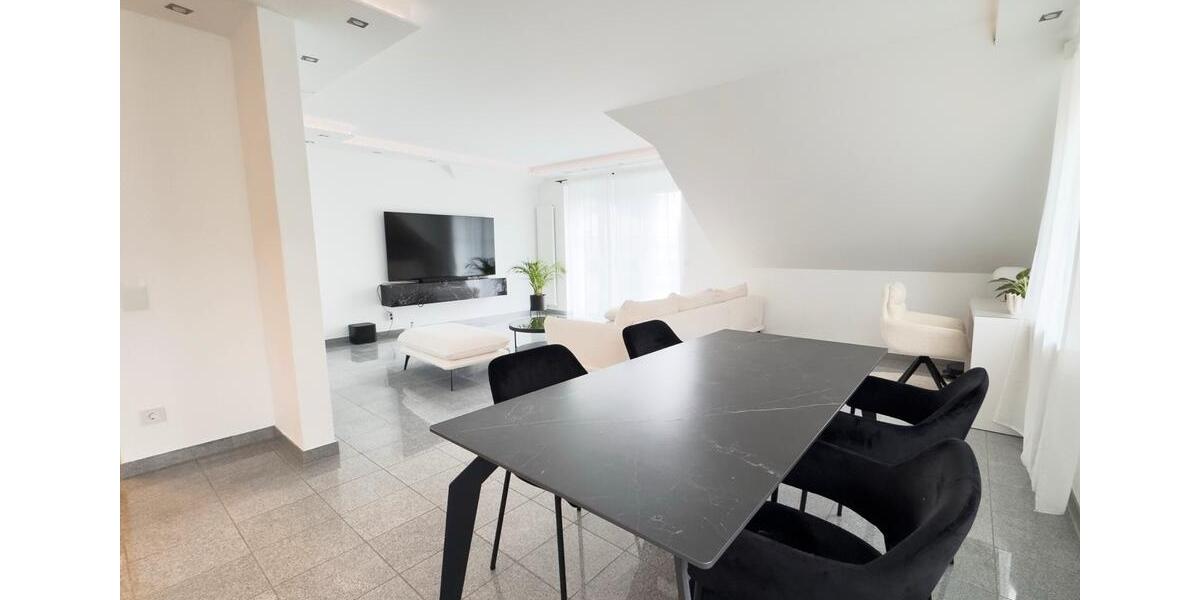 Dachgeschoßwohnung Vaihingen an der Enz - 3 Zimmer, 99 m&sup2;, 1.250&euro; | Angebot:25055327