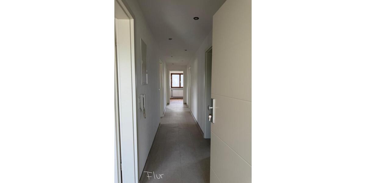 Etagenwohnung Niefern-Öschelbronn Öschelbronn - 4.5 Zimmer, 106 m&sup2;, 1.490&euro; | Angebot:26526431