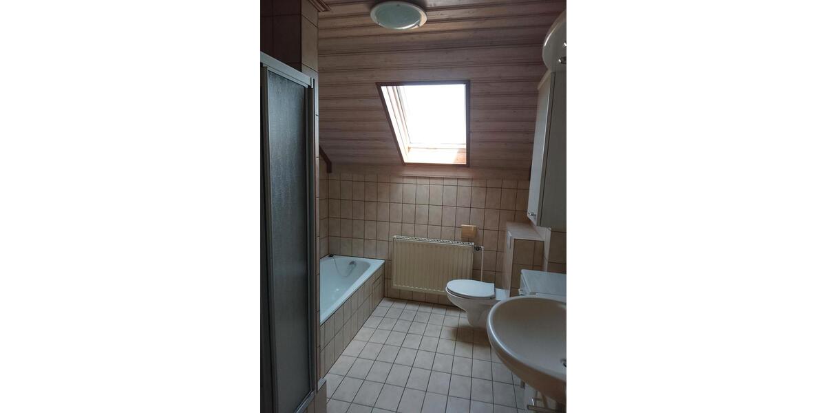 Dachgeschoßwohnung Thurnau - 4 Zimmer, 100 m&sup2;, 650&euro; | Angebot:26552556