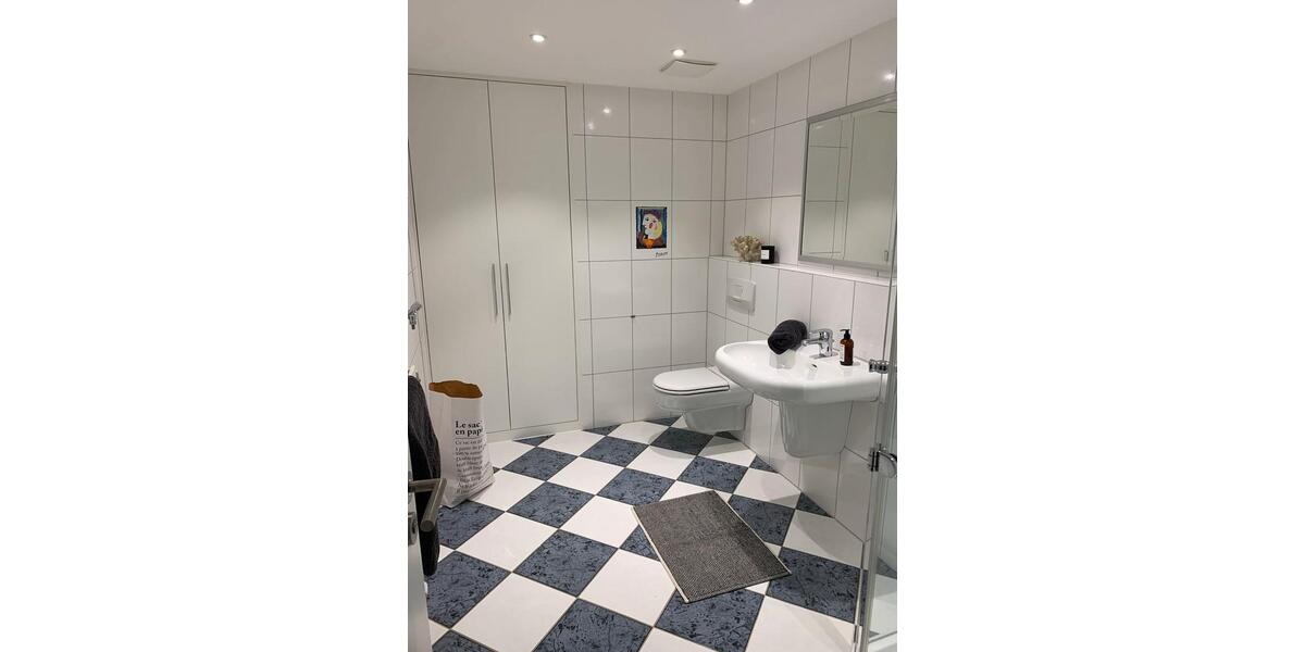 Erdgeschoßwohnung Ettlingen - 1.5 Zimmer, 65 m&sup2;, 1.650&euro; | Angebot:26527377