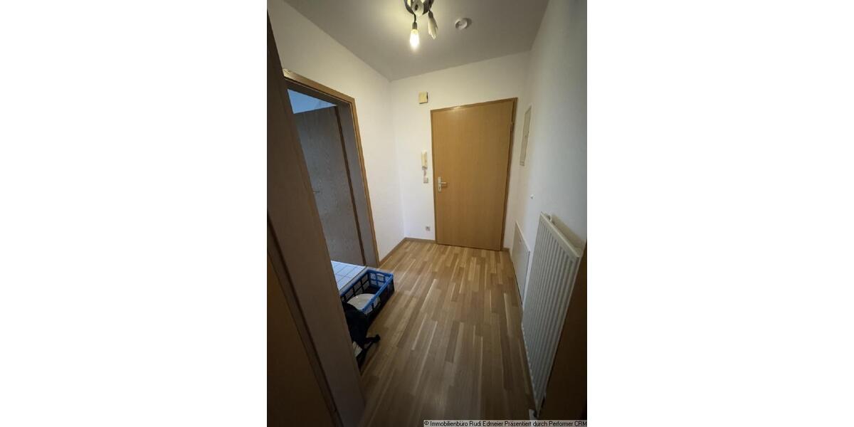 Dachgeschoßwohnung Plattling - 2 Zimmer, 45 m&sup2;, 449&euro; | Angebot:23736013