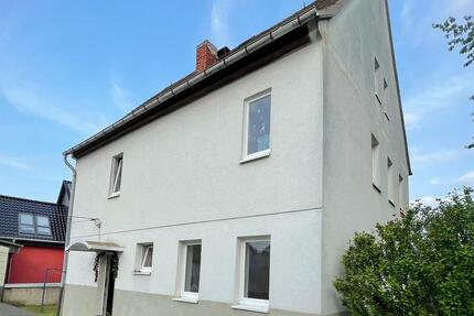 Wohnung Schmölln - 2 Zimmer, 49 m&sup2;, 295&euro; | Angebot:25286608