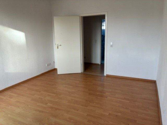 Etagenwohnung Gelsenkirchen Scholven - 3 Zimmer, 61 m&sup2;, 399&euro; | Angebot:25745560