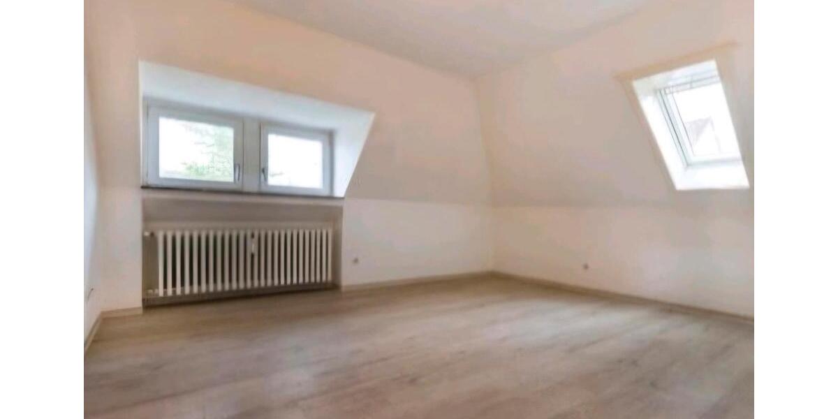 Dachgeschoßwohnung Büren - 2 Zimmer, 35 m&sup2;, 210&euro; | Angebot:25223694