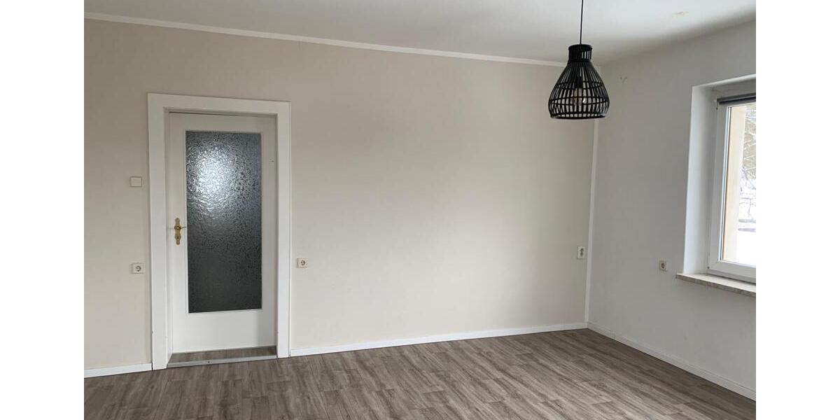 Dachgeschoßwohnung Johanngeorgenstadt - 6 Zimmer, 120 m&sup2;, 750&euro; | Angebot:24775379