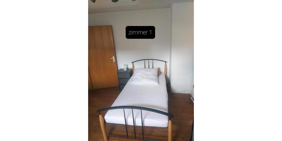 Etagenwohnung Göggingen - 5 Zimmer, 90 m&sup2;, 20&euro; | Angebot:24944990
