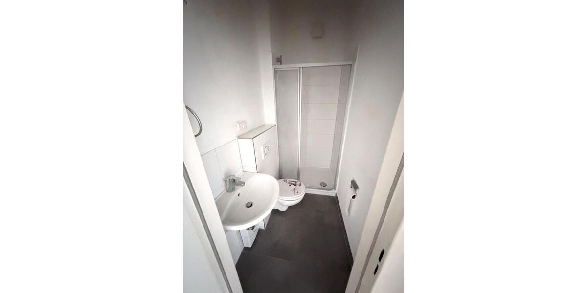 Dachgeschoßwohnung Nürnberg - 2 Zimmer, 65 m&sup2;, 840&euro; | Angebot:26144030