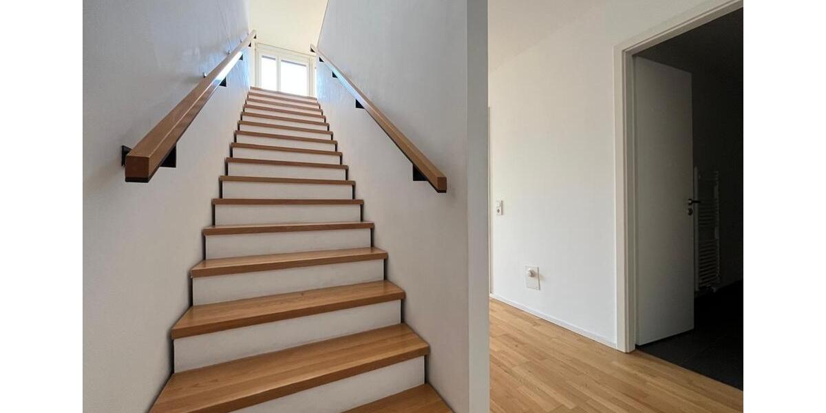 Etagenwohnung Stuttgart - 4 Zimmer, 135 m&sup2;, 2.076&euro; | Angebot:26068595