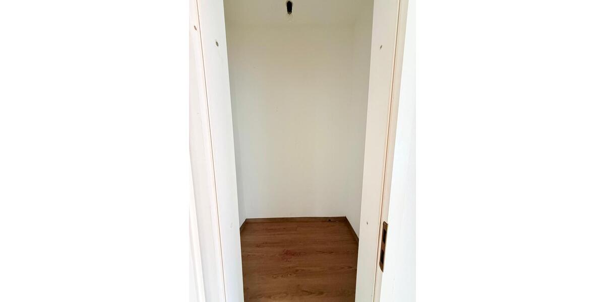 Etagenwohnung Bleicherode - 5 Zimmer, 148 m&sup2;, 665&euro; | Angebot:26647266