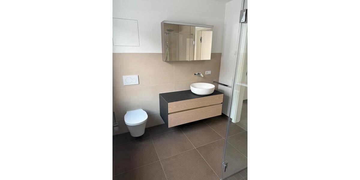 Erdgeschoßwohnung Hünfeld - 4 Zimmer, 102 m&sup2;, 1.100&euro; | Angebot:24369761